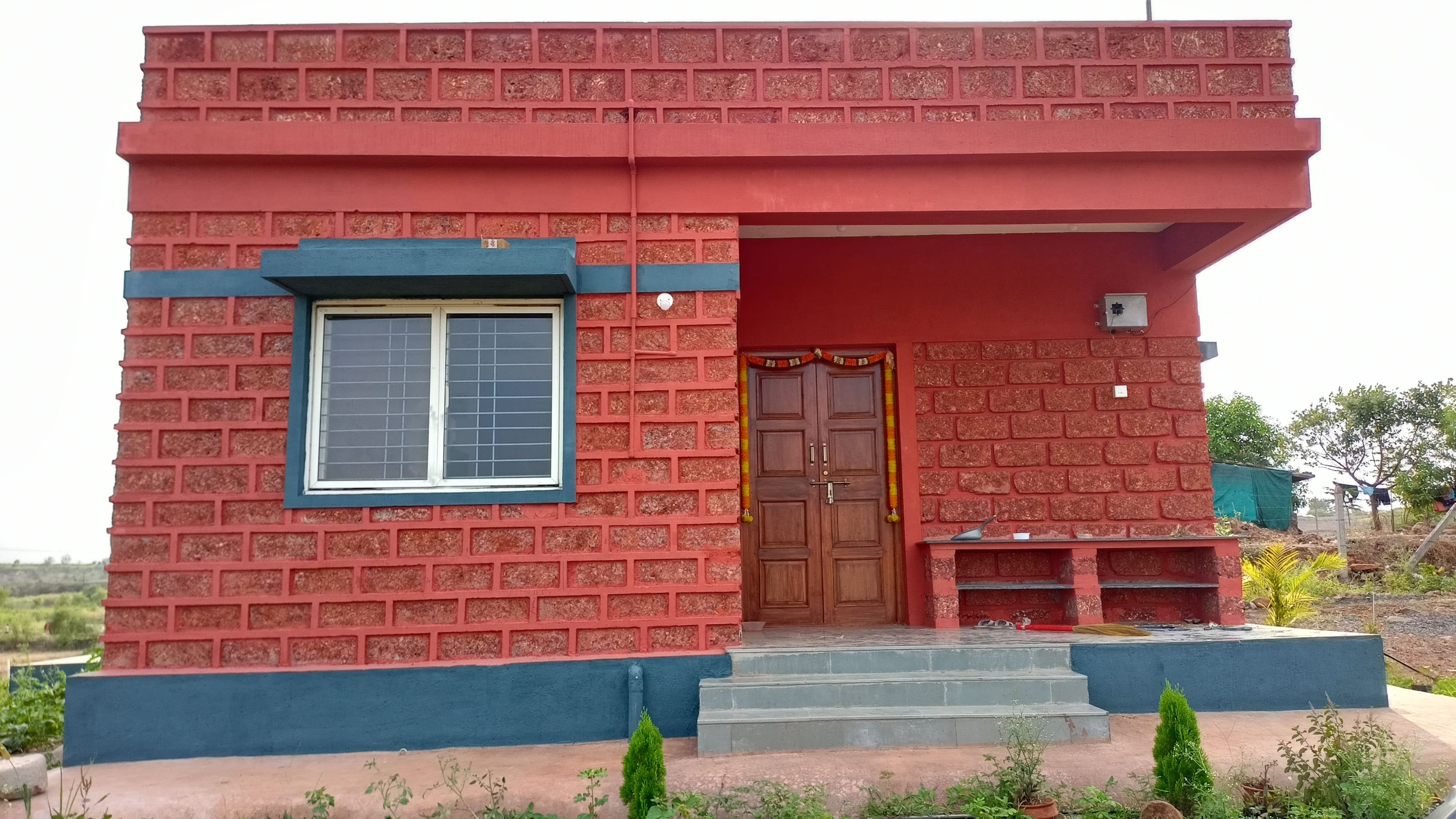 Markal Farmhouse
