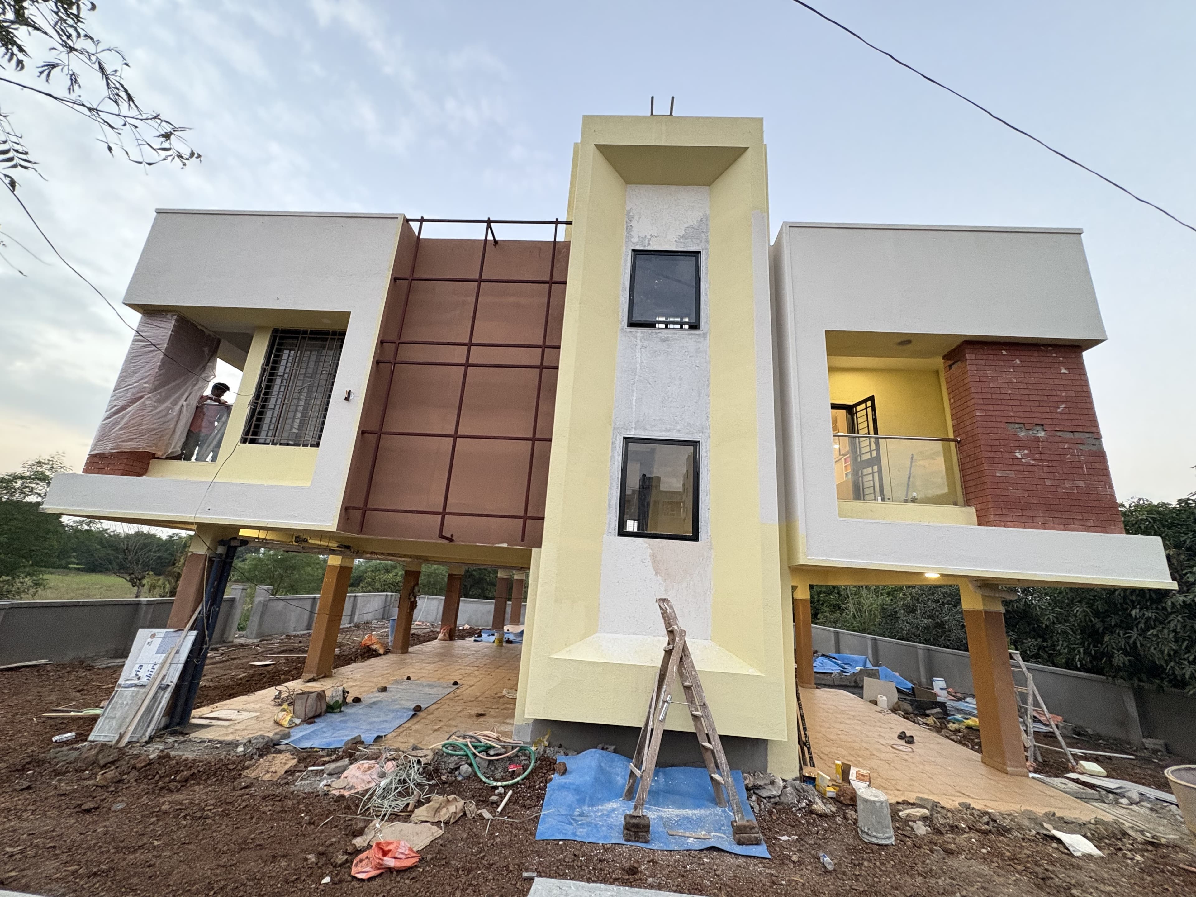 Raskar Bungalow 8